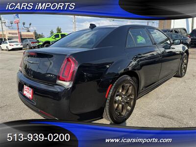 2016 Chrysler 300 S Alloy Edition AWD w/Navi & BackUp Cam - Photo 6 - Fairfield, OH 45014
