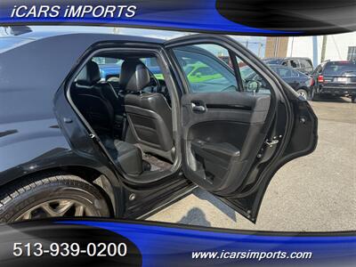 2016 Chrysler 300 S Alloy Edition AWD w/Navi & BackUp Cam - Photo 28 - Fairfield, OH 45014