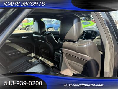 2016 Chrysler 300 S Alloy Edition AWD w/Navi & BackUp Cam - Photo 30 - Fairfield, OH 45014
