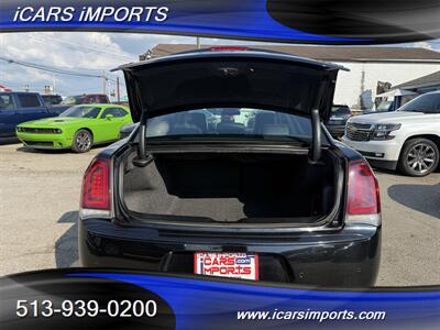 2016 Chrysler 300 S Alloy Edition AWD w/Navi & BackUp Cam - Photo 23 - Fairfield, OH 45014
