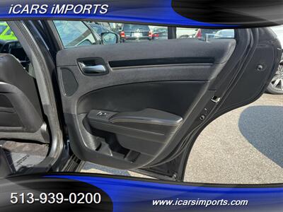 2016 Chrysler 300 S Alloy Edition AWD w/Navi & BackUp Cam - Photo 29 - Fairfield, OH 45014
