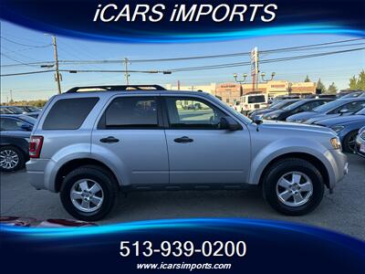 2012 Ford Escape XLT  4WD - Photo 4 - Fairfield, OH 45014