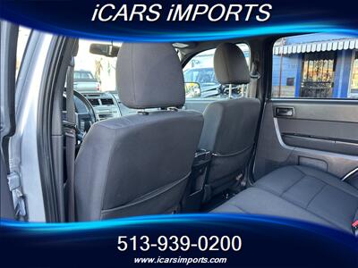 2012 Ford Escape XLT  4WD - Photo 16 - Fairfield, OH 45014