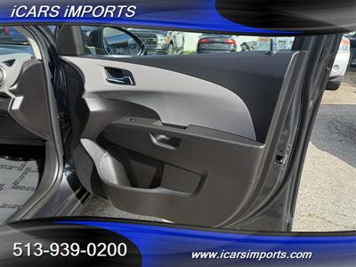 2014 Chevrolet Sonic LTZ Auto  w/BackUp Cam - Photo 29 - Fairfield, OH 45014