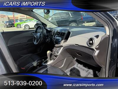 2014 Chevrolet Sonic LTZ Auto  w/BackUp Cam - Photo 30 - Fairfield, OH 45014