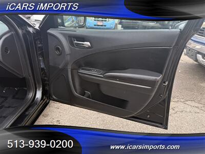 2013 Dodge Charger SE   - Photo 30 - Fairfield, OH 45014
