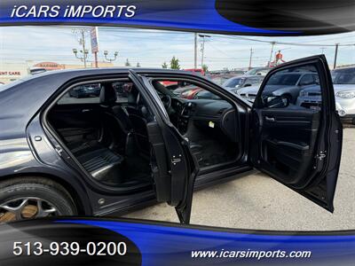 2015 Chrysler 300 S AWD w/Pano,Navi & BackUp Cam - Photo 26 - Fairfield, OH 45014