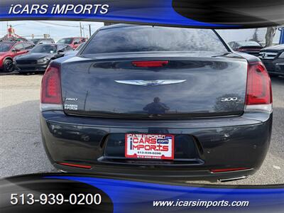2015 Chrysler 300 S AWD w/Pano,Navi & BackUp Cam - Photo 5 - Fairfield, OH 45014