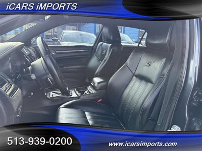 2015 Chrysler 300 S AWD w/Pano,Navi & BackUp Cam - Photo 15 - Fairfield, OH 45014