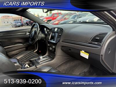 2015 Chrysler 300 S AWD w/Pano,Navi & BackUp Cam - Photo 38 - Fairfield, OH 45014