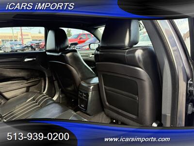 2015 Chrysler 300 S AWD w/Pano,Navi & BackUp Cam - Photo 30 - Fairfield, OH 45014