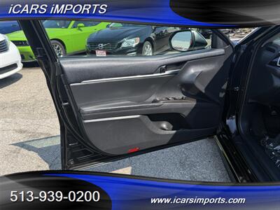 2023 Toyota Camry SE w/ BackUp Cam - Photo 11 - Fairfield, OH 45014