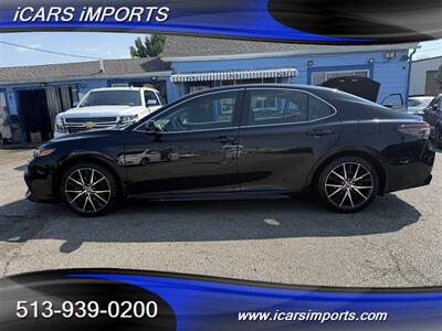 2023 Toyota Camry SE w/ BackUp Cam - Photo 2 - Fairfield, OH 45014