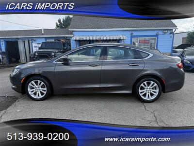 2015 Chrysler 200 Limited  w/ BackUp Cam - Photo 2 - Fairfield, OH 45014