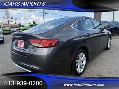 2015 Chrysler 200 Limited  w/ BackUp Cam - Photo 5 - Fairfield, OH 45014