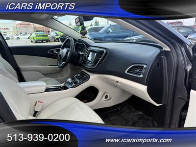 2015 Chrysler 200 Limited  w/ BackUp Cam - Photo 28 - Fairfield, OH 45014