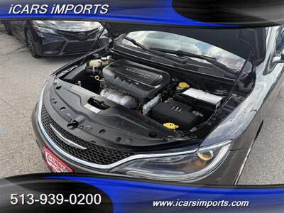 2015 Chrysler 200 Limited  w/ BackUp Cam - Photo 33 - Fairfield, OH 45014