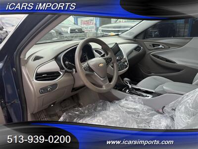 2022 Chevrolet Malibu LT w/ BackUp Cam - Photo 12 - Fairfield, OH 45014