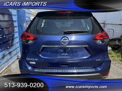 2017 Nissan Rogue SV AWD w/BackUp Cam - Photo 4 - Fairfield, OH 45014