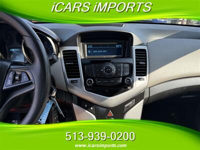 2013 Chevrolet Cruze LS Auto   - Photo 44 - Fairfield, OH 45014