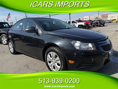 2013 Chevrolet Cruze LS Auto   - Photo 3 - Fairfield, OH 45014