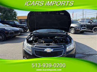 2013 Chevrolet Cruze LS Auto   - Photo 37 - Fairfield, OH 45014