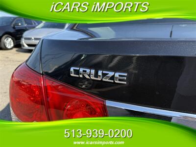 2013 Chevrolet Cruze LS Auto   - Photo 54 - Fairfield, OH 45014