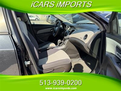 2013 Chevrolet Cruze LS Auto   - Photo 36 - Fairfield, OH 45014