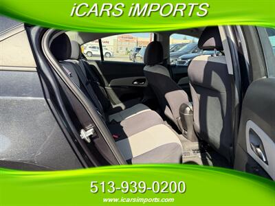 2013 Chevrolet Cruze LS Auto   - Photo 25 - Fairfield, OH 45014