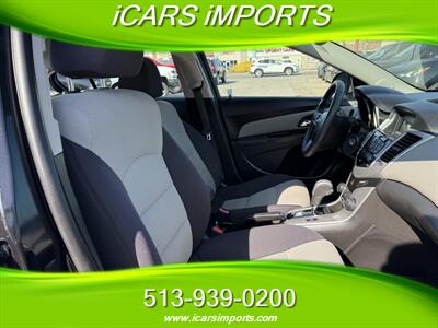 2013 Chevrolet Cruze LS Auto   - Photo 35 - Fairfield, OH 45014