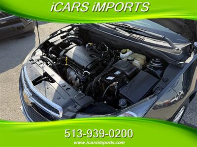 2013 Chevrolet Cruze LS Auto   - Photo 38 - Fairfield, OH 45014