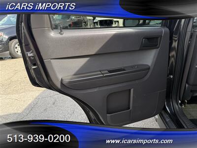 2011 Ford Escape XLT AWD - Photo 15 - Fairfield, OH 45014