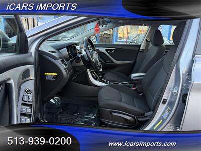 2016 Hyundai ELANTRA Value Edition w/ BackUp Cam - Photo 13 - Fairfield, OH 45014