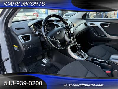 2016 Hyundai ELANTRA Value Edition w/ BackUp Cam - Photo 12 - Fairfield, OH 45014