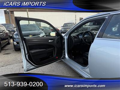 2013 Chrysler 300 Series Glacier Edition AWD w/BackUp Cam - Photo 10 - Fairfield, OH 45014