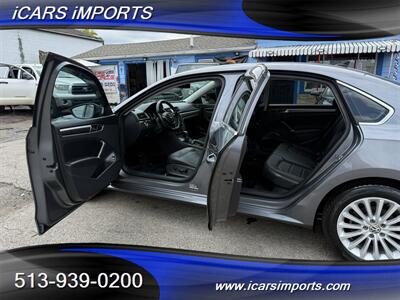 2017 Volkswagen Passat 1.8T Comfortline  w/ BackUp Cam - Photo 9 - Fairfield, OH 45014