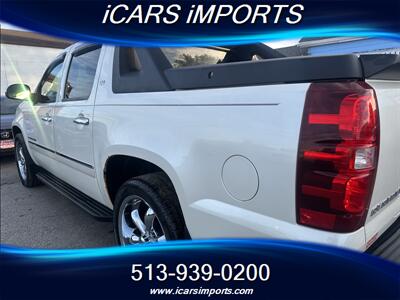 2010 Chevrolet Avalanche LTZ  4WD w/NAVI & BackUp Cam - Photo 46 - Fairfield, OH 45014