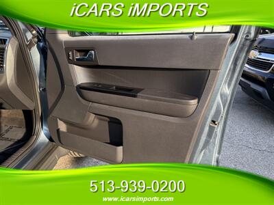2012 Ford Escape Limited  AWD - Photo 34 - Fairfield, OH 45014