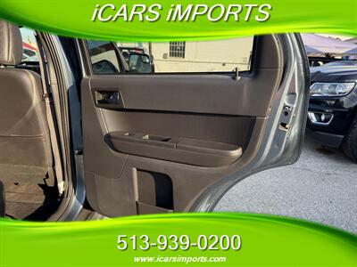2012 Ford Escape Limited  AWD - Photo 30 - Fairfield, OH 45014