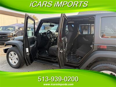 2013 Jeep Wrangler Unlimited Sport  4WD - Photo 9 - Fairfield, OH 45014