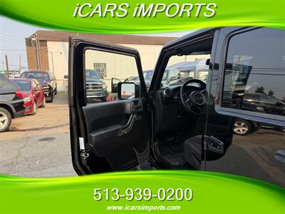 2013 Jeep Wrangler Unlimited Sport  4WD - Photo 10 - Fairfield, OH 45014