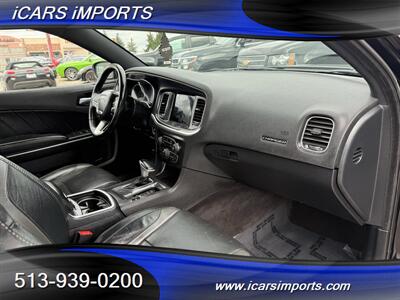 2017 Dodge Charger SXT  AWD w/BackUp Cam - Photo 31 - Fairfield, OH 45014