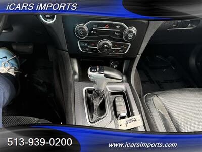 2017 Dodge Charger SXT  AWD w/BackUp Cam - Photo 42 - Fairfield, OH 45014