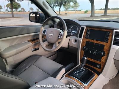 2008 Jeep Grand Cherokee Limited   - Photo 17 - San Antonio, TX 78219