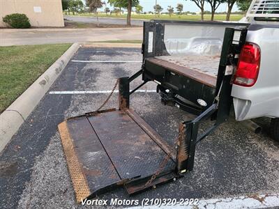 2006 Ford F-250 Super Duty XL  Diesel - Photo 38 - San Antonio, TX 78219