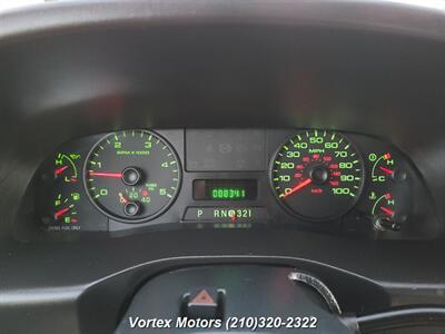 2006 Ford F-250 Super Duty XL  Diesel - Photo 23 - San Antonio, TX 78219