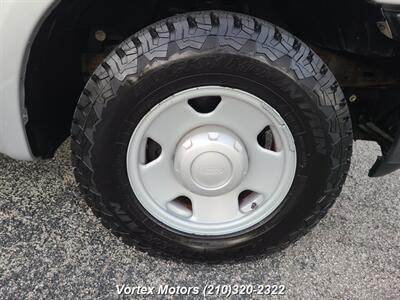 2006 Ford F-250 Super Duty XL  Diesel - Photo 32 - San Antonio, TX 78219