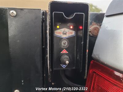 2006 Ford F-250 Super Duty XL  Diesel - Photo 35 - San Antonio, TX 78219