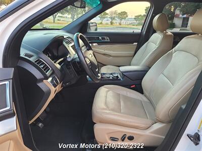 2017 Ford Explorer Limited AWD   - Photo 10 - San Antonio, TX 78219