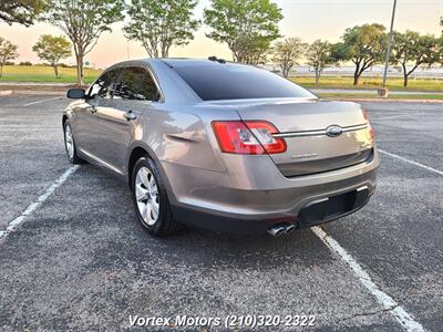 2011 Ford Taurus SEL AWD   - Photo 5 - San Antonio, TX 78219